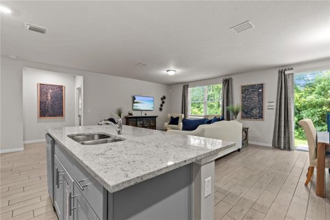 House in Spring Hill, Florida 4 bedrooms, 170.94 sq.m. № 1798643 - photo 11