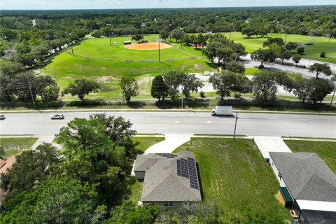 House in Spring Hill, Florida 4 bedrooms, 170.94 sq.m. № 1798643 - photo 5