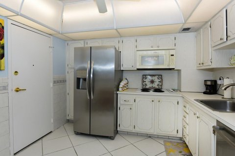 Купить кондоминиум в Палм-Бич, Флорида 5 комнат, 120.03м2, № 2087690 - фото 6