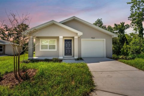 House in Lakeland, Florida 3 bedrooms, 137.87 sq.m. № 2225148