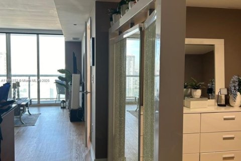 Apartment in Miami, Florida 1 bedroom, 74.32 sq.m. № 1955924 - photo 16