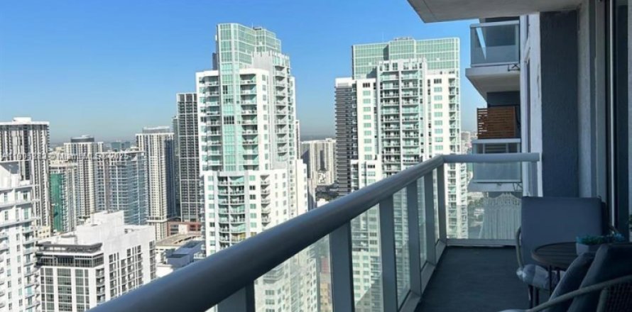 Apartment in Miami, Florida 1 bedroom, 74.32 sq.m. № 1955924