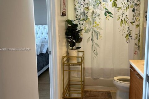 Apartment in Miami, Florida 1 bedroom, 74.32 sq.m. № 1955924 - photo 8