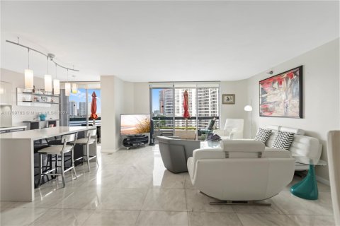 Copropriété à vendre à Aventura, Floride: 2 chambres, 126.81 m2 № 1969036 - photo 9