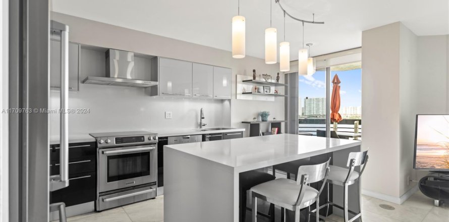 Condo à Aventura, Floride, 2 chambres № 1969036