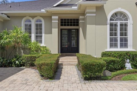 House in Windermere, Florida 4 bedrooms, 268.21 sq.m. № 2379119 - photo 2