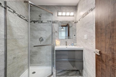 Casa en venta en Hollywood, Florida, 4 dormitorios, 196.95 m2 № 2066334 - foto 14