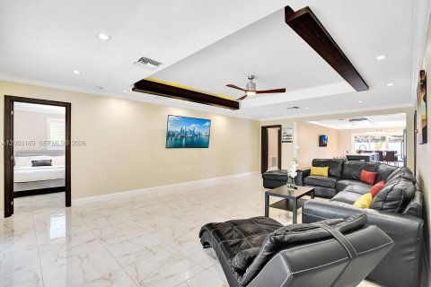 Casa en venta en Hollywood, Florida, 4 dormitorios, 196.95 m2 № 2066334 - foto 5