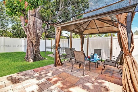 Casa en venta en Hollywood, Florida, 4 dormitorios, 196.95 m2 № 2066334 - foto 27