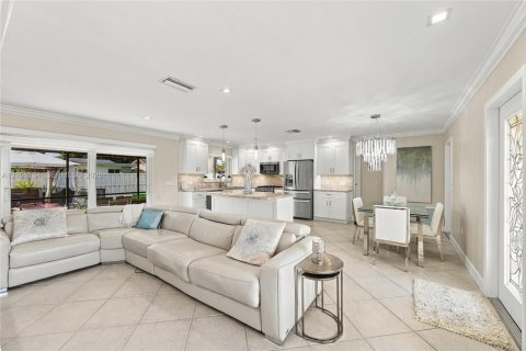 Villa ou maison à vendre à Sunrise, Floride: 2 chambres, 96.99 m2 № 2422075 - photo 5