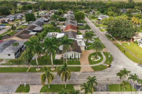 Villa ou maison à vendre à Sunrise, Floride: 2 chambres, 96.99 m2 № 2422075 - photo 30
