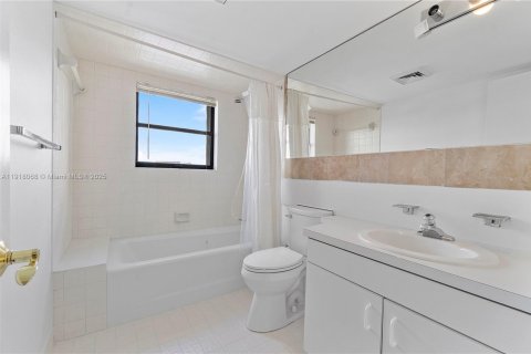 Copropriété à vendre à Miami, Floride: 2 chambres, 163.42 m2 № 1973890 - photo 11