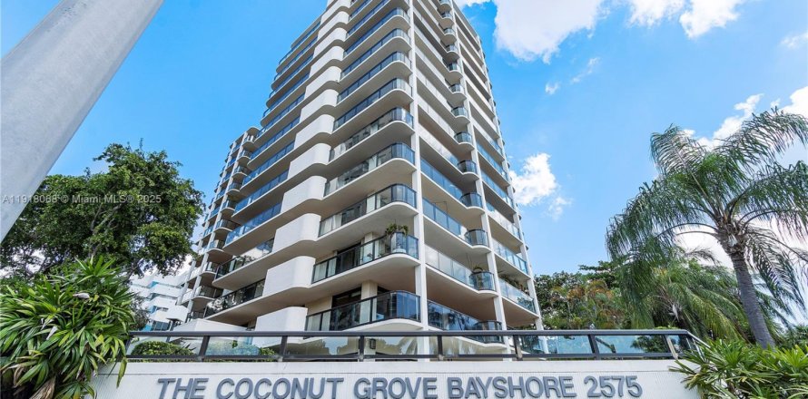 Condo à Miami, Floride, 2 chambres № 1973890