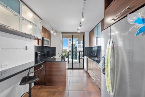 Copropriété à vendre à Miami, Floride: 2 chambres, 163.42 m2 № 1973890 - photo 6
