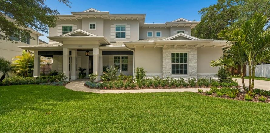 Casa en Tampa, Florida 5 dormitorios, 309.55 m2 № 2157647