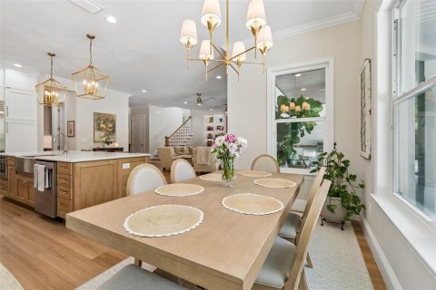 Casa en venta en Tampa, Florida, 5 dormitorios, 309.55 m2 № 2157647 - foto 11