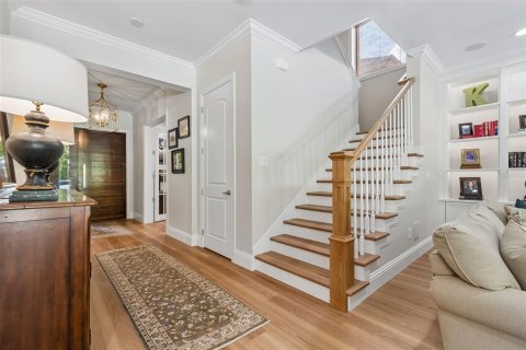 Casa en venta en Tampa, Florida, 5 dormitorios, 309.55 m2 № 2157647 - foto 17