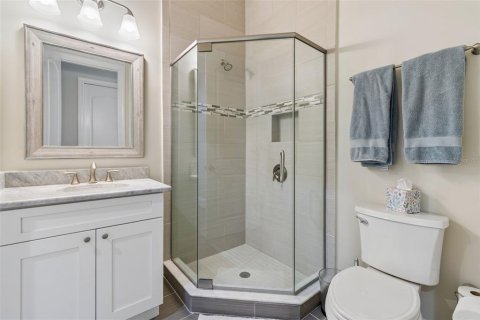 Casa en venta en Tampa, Florida, 5 dormitorios, 309.55 m2 № 2157647 - foto 23