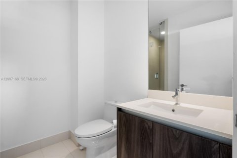 Condo in Miami, Florida, 2 bedrooms № 2170797 - photo 29