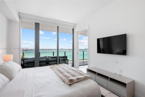 Condo in Miami, Florida, 2 bedrooms № 2170797 - photo 16