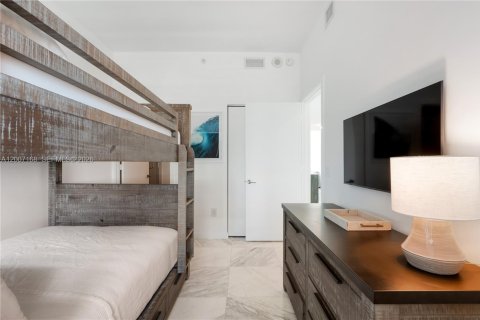 Condo in Miami, Florida, 2 bedrooms № 2170797 - photo 26