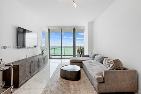 Condo in Miami, Florida, 2 bedrooms № 2170797 - photo 5