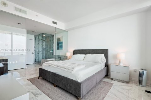 Condo in Miami, Florida, 2 bedrooms № 2170797 - photo 17