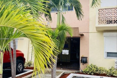 Copropriété à vendre à North Miami, Floride: 1 chambre, 55.74 m2 № 2089334 - photo 7
