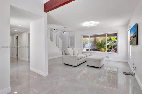 Casa en venta en St. Lucie, Florida, 3 dormitorios, 238.94 m2 № 1814216 - foto 6