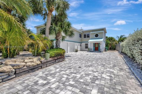 Casa en venta en St. Lucie, Florida, 3 dormitorios, 238.94 m2 № 1814216 - foto 2
