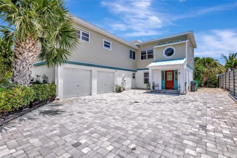 Casa en venta en St. Lucie, Florida, 3 dormitorios, 238.94 m2 № 1814216 - foto 1