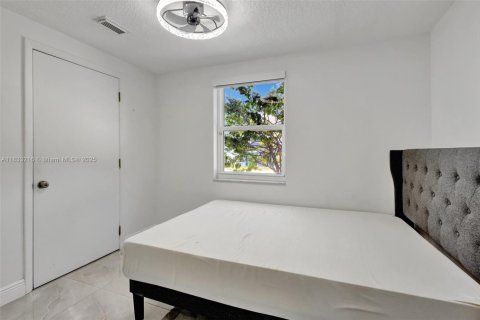 Casa en venta en St. Lucie, Florida, 3 dormitorios, 238.94 m2 № 1814216 - foto 16