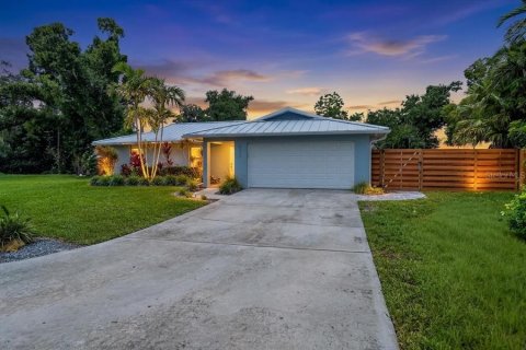 Villa ou maison à louer à Sarasota, Floride: 3 chambres, 118.54 m2 № 2119837 - photo 3