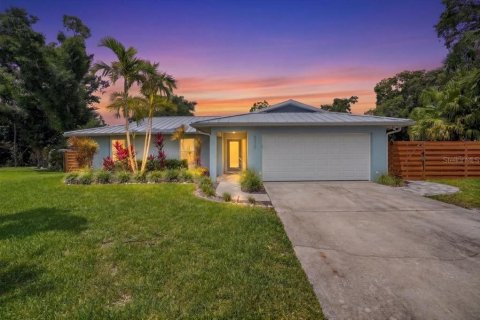 Villa ou maison à Sarasota, Floride 3 chambres, 118.54 m2 № 2119837