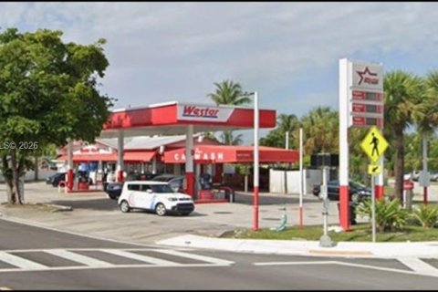 Immobilier commercial à vendre à North Miami, Floride № 2019946 - photo 3