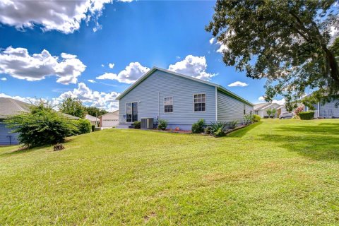 House in Zephyrhills, Florida 2 bedrooms, 133.22 sq.m. № 1846326 - photo 8