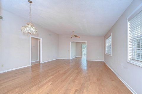 House in Zephyrhills, Florida 2 bedrooms, 133.22 sq.m. № 1846326 - photo 19