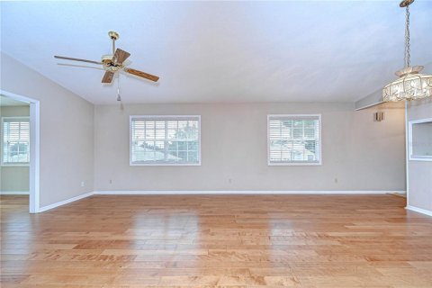 House in Zephyrhills, Florida 2 bedrooms, 133.22 sq.m. № 1846326 - photo 22
