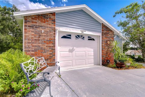 House in Zephyrhills, Florida 2 bedrooms, 133.22 sq.m. № 1846326 - photo 10