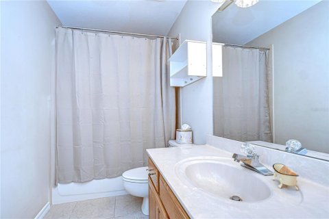 House in Zephyrhills, Florida 2 bedrooms, 133.22 sq.m. № 1846326 - photo 28