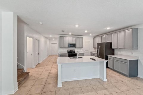 House in Clermont, Florida 4 bedrooms, 269.32 sq.m. № 2200232 - photo 11