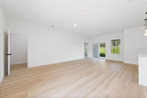 House in Ocala, Florida 4 bedrooms, 162.67 sq.m. № 1919748 - photo 11