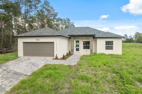 House in Ocala, Florida 4 bedrooms, 162.67 sq.m. № 1919748 - photo 1