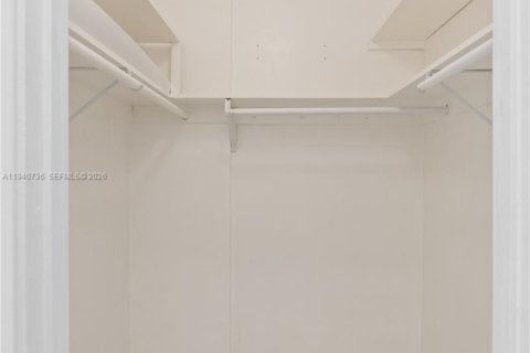 Купить кондоминиум в Майами, Флорида 1 спальня, 74.41м2, № 1999240 - фото 18