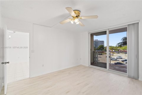 Купить кондоминиум в Майами, Флорида 1 спальня, 74.41м2, № 1999240 - фото 8