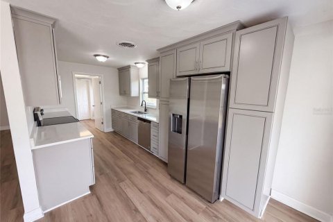 Casa en venta en Merrit Island, Florida, 3 dormitorios, 140.47 m2 № 2306151 - foto 2