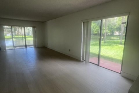 Купить кондоминиум в Уэстон, Флорида 3 комнаты, 113.81м2, № 2147220 - фото 2