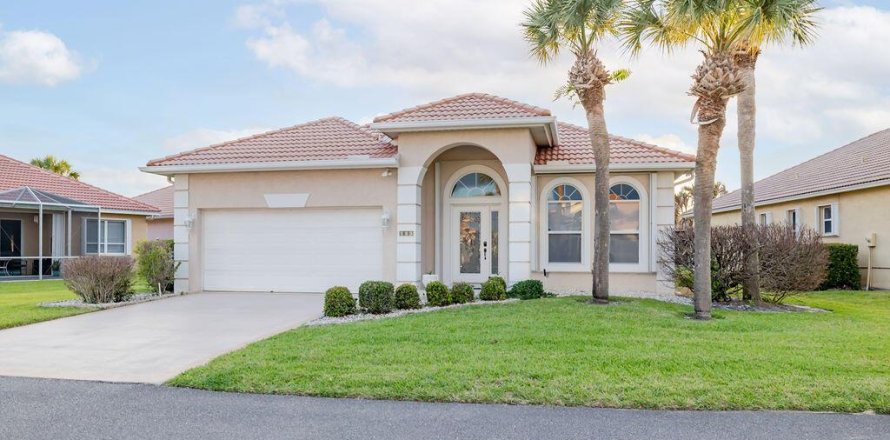 Casa en Port St. Lucie, Florida 2 dormitorios, 169.08 m2 № 2078312