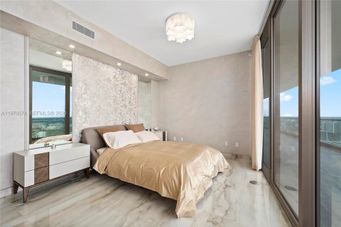 Condo in Sunny Isles Beach, Florida, 2 bedrooms № 2090539 - photo 18