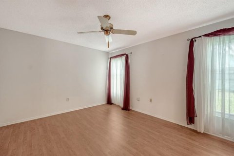 House in Sarasota, Florida 3 bedrooms, 137.96 sq.m. № 1877397 - photo 19